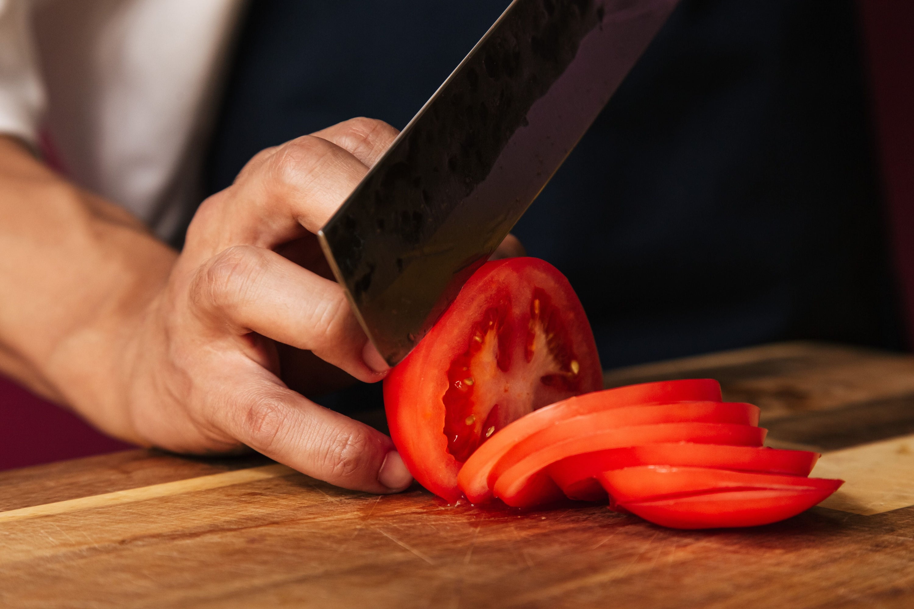 Santoku vs Nakiri: Which is better for your kitchen?