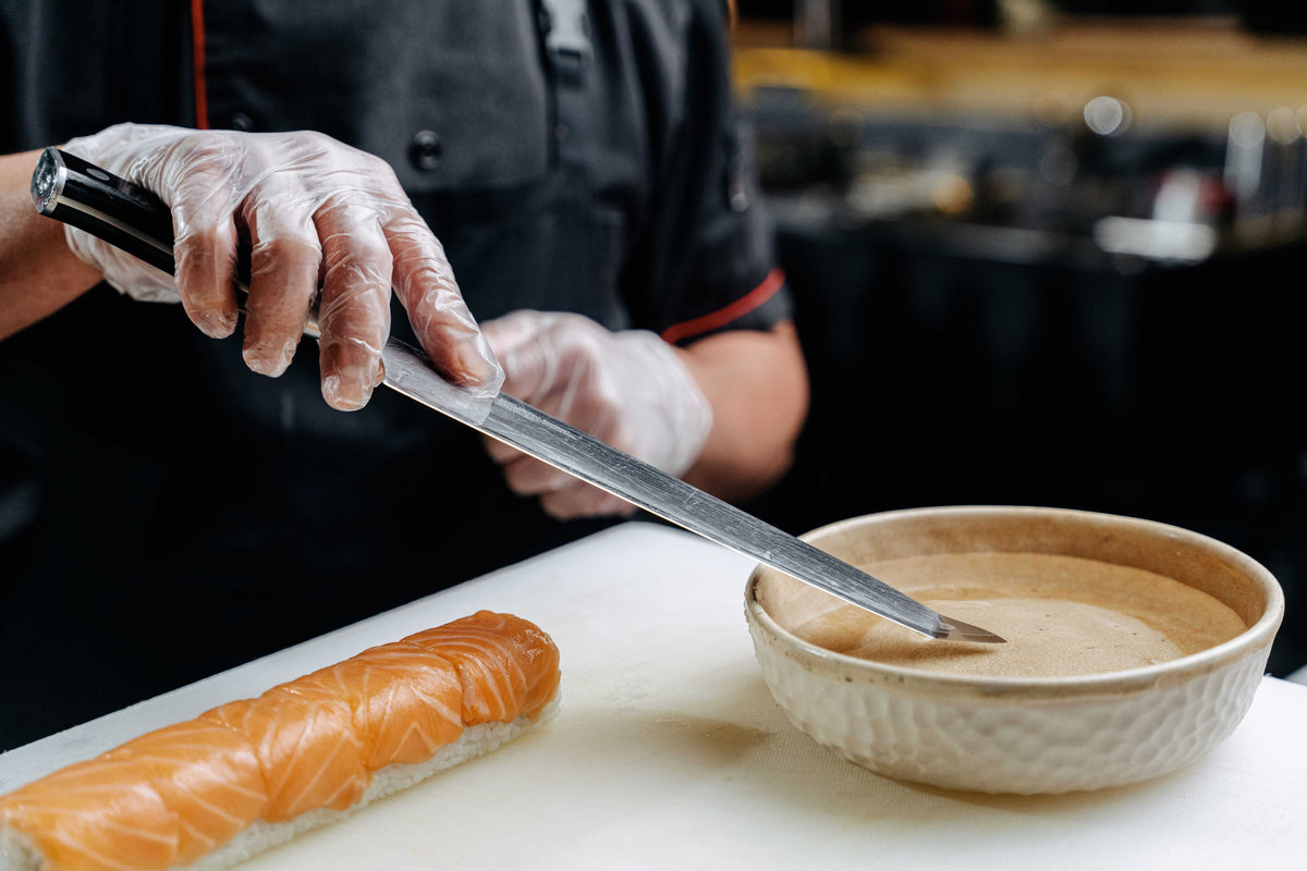 Deba, Yanagiba and Usuba: understanding traditional Japanese knife shapes